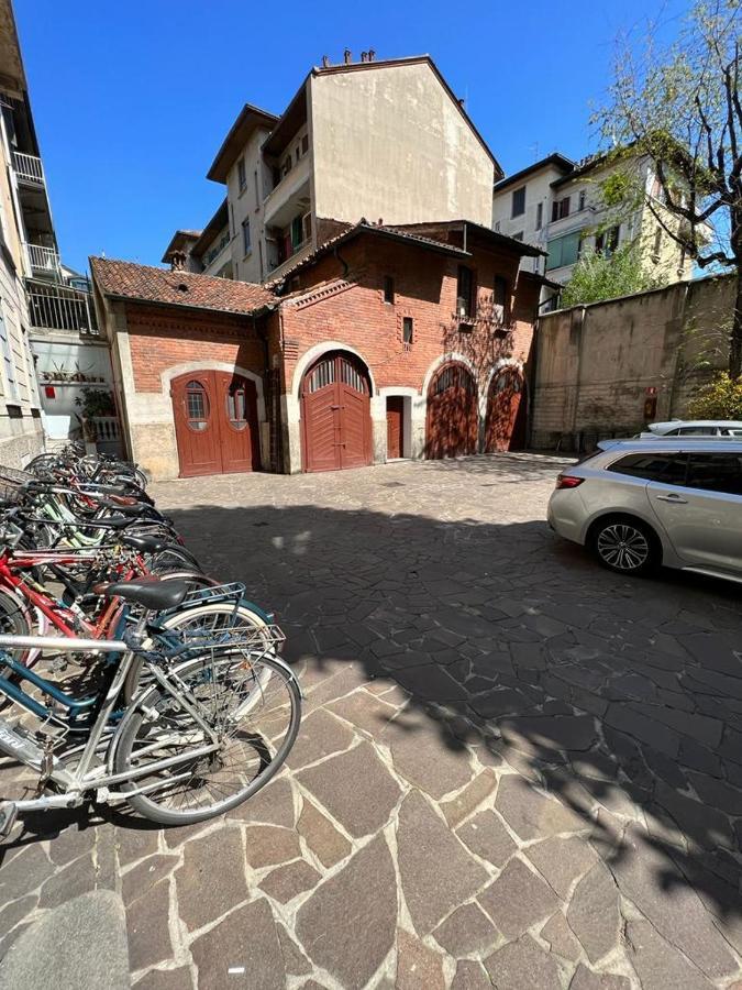 Kibilu - Corso Ventidue Marzo - Centro Citta Milão Exterior foto